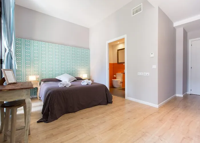 Πανσιόν Violeta Boutique 2*